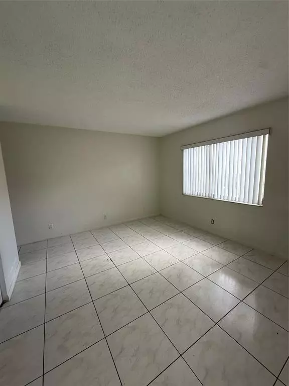 Coral Springs, FL 33065,10201 NW 35th St