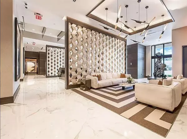 Coral Gables, FL 33146,301 Altara Ave #620