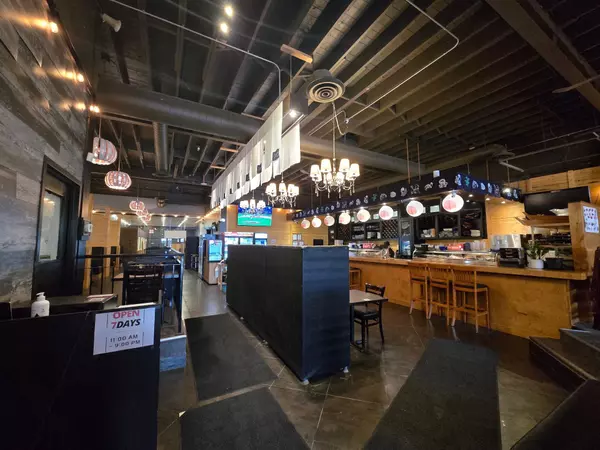 Aurora, ON L4G 1J4,155 Wellington ST E