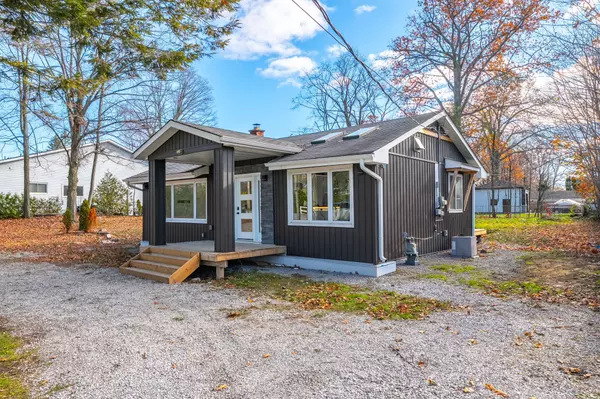 Innisfil, ON L9S 2T8,43 Lakeside DR