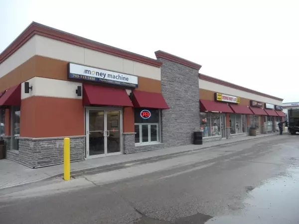 Barrie, ON L4N 4K8,110 Little AVE #1