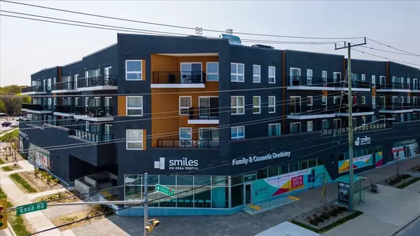 Barrie, ON L9J 0M1,430 Essa RD #224