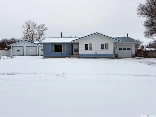 120 6th STREET E, Ponteix, SK S0N 1Z0
