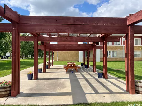 Melfort, SK S0E 1A0,302 Bemister AVENUE E #101