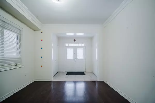 Caledon, ON L7C 4A1,69 Blackberry Valley CRES