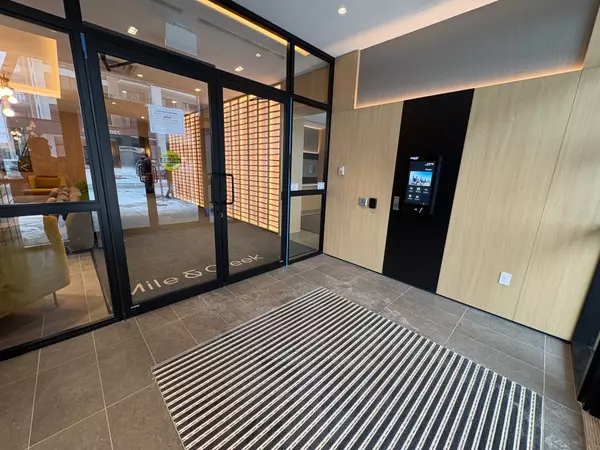 Milton, ON L9E 2B4,750 Whitlock AVE #706