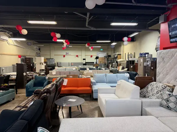 Toronto W02, ON M6H 2C5,262 Geary AVE #Storefront