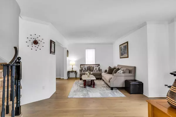 Halton Hills, ON L7G 5P9,10 Hepburn CRES