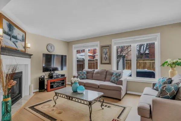 Halton Hills, ON L7G 5P9,10 Hepburn CRES