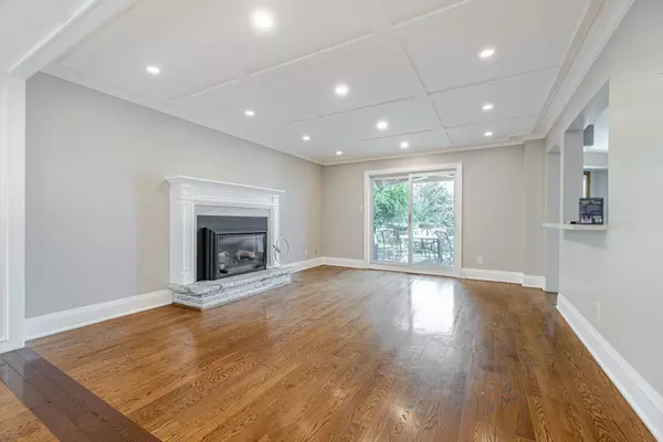 Oakville, ON L6H 7G7,2069 Ninth Line