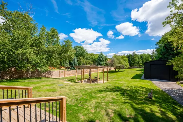 Burlington, ON L7M 0T1,2560 2 Side Road