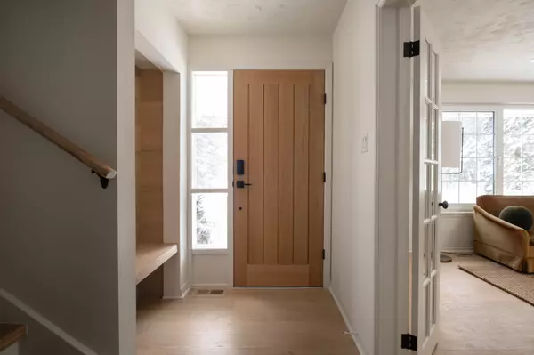 Caledon, ON L7K 1G5,922 The Grange Side Road