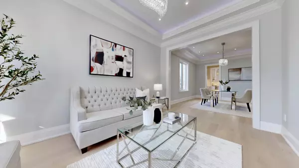 Toronto W09, ON M9P 2Y6,9 Roxaline ST