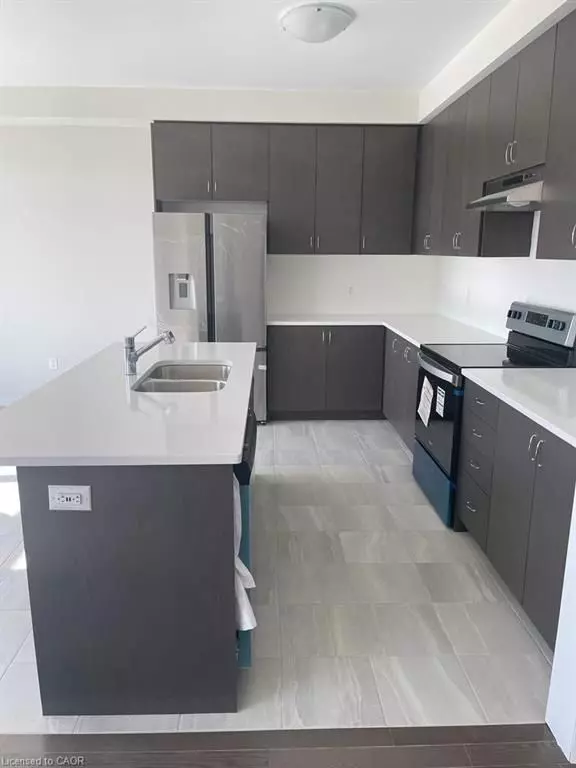 North Dumfries, ON N0B 1E0,117 Leslie Davis ST