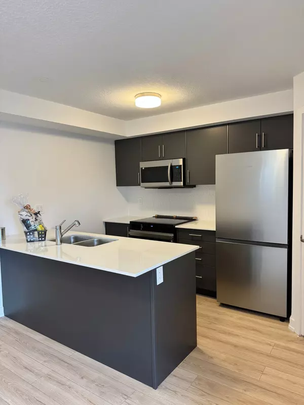 Centre Wellington, ON N1M 2W3,940 St David ST N #69