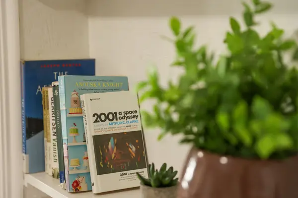 Niagara Falls, ON L2E 5A7,5283 Buchanan AVE