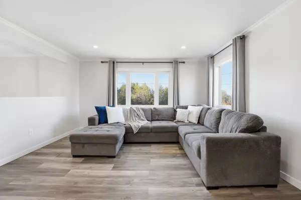 Merrickville-wolford, ON K0G 1N0,2677 County 16 RD