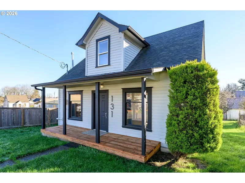 131 NE 2ND ST, Willamina, OR 97396