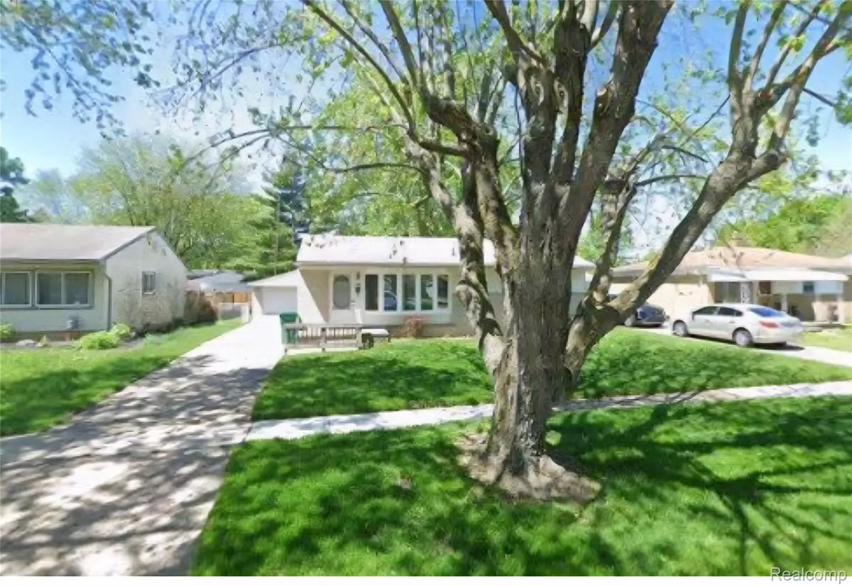 Ypsilanti, MI 48198,2129 Harmon ST