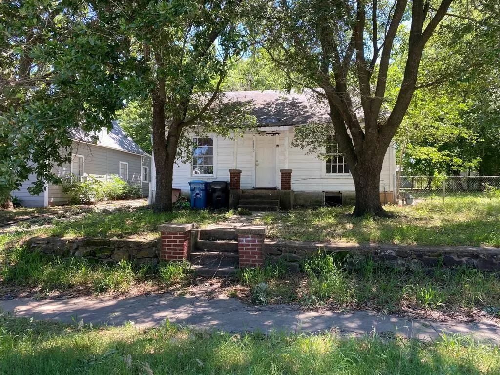 Denison, TX 75021,1110 S Houston Avenue