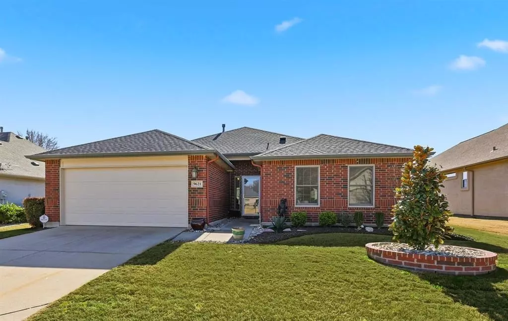 Denton, TX 76207,9621 Applewood Trail