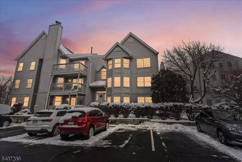 Paterson City, NJ 07501,49 Boulder Run Rd