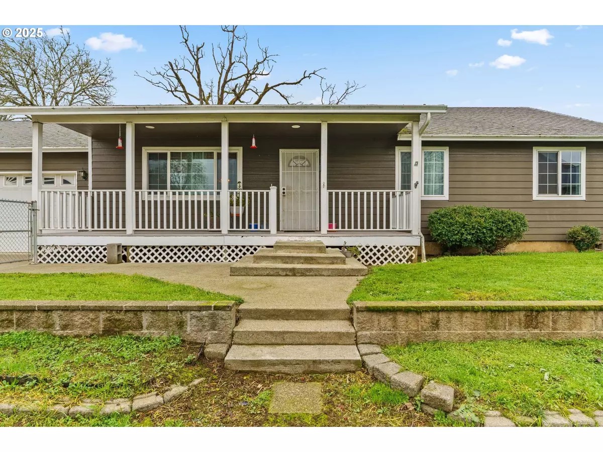 Roseburg, OR 97470,2966 NE DOUGLAS AVE