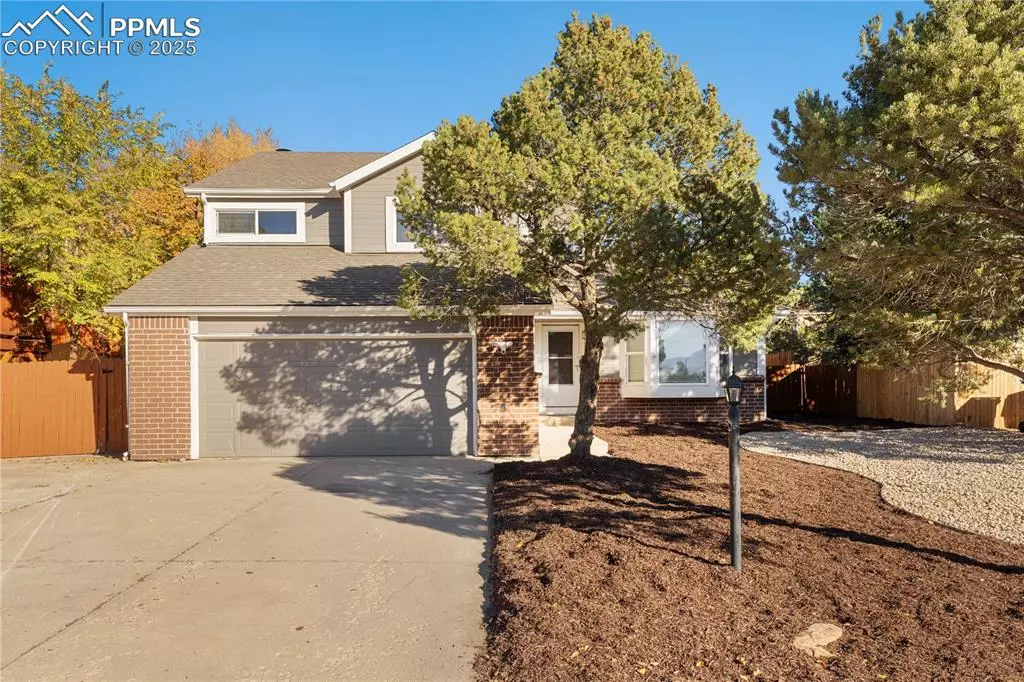 Colorado Springs, CO 80920,7615 Conifer DR
