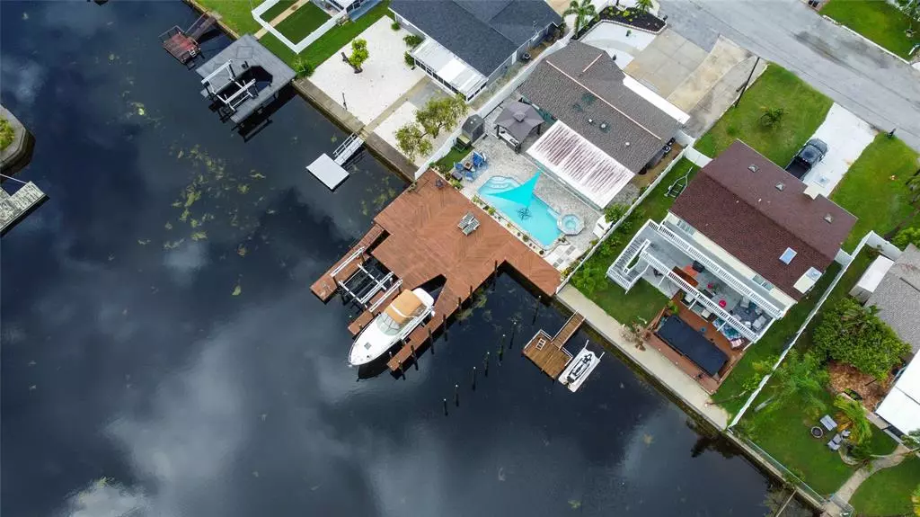 Hudson, FL 34667,13704 MARIA