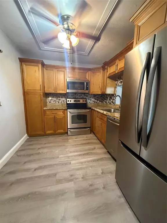 North Lauderdale, FL 33068,1800 SW 81st Ave #1104