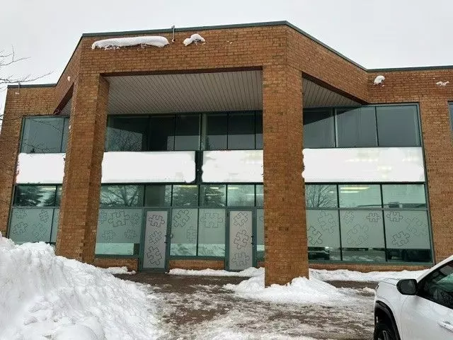 Barrie, ON L4N 9A6,680 Bayview Dr. RD #1 & 2