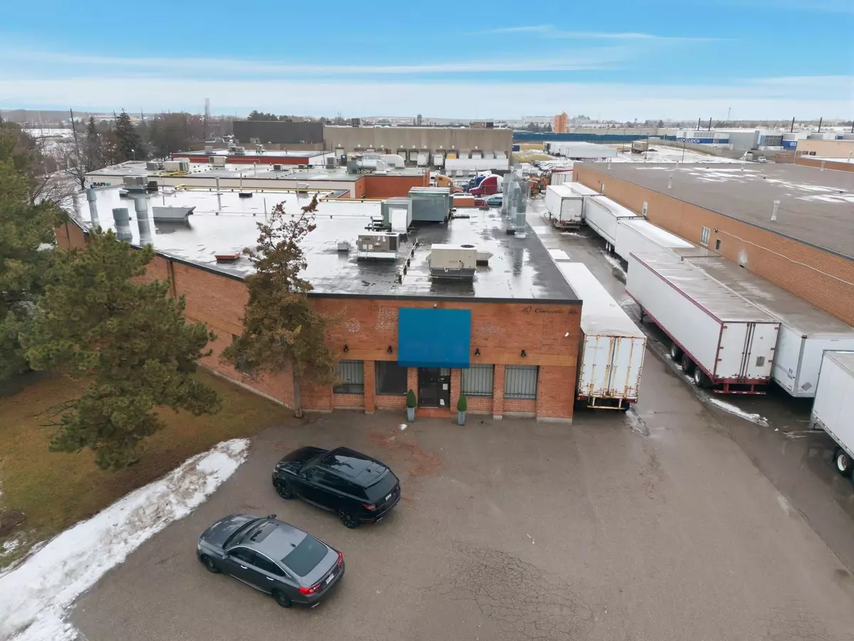 Toronto W10, ON M9W 5T9,40 Claireville DR