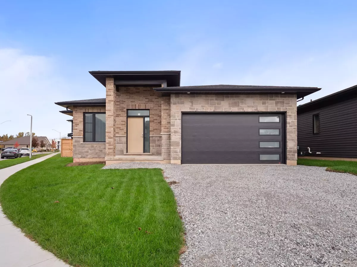 Welland, ON L3C 0G2,118 Willowbrook DR