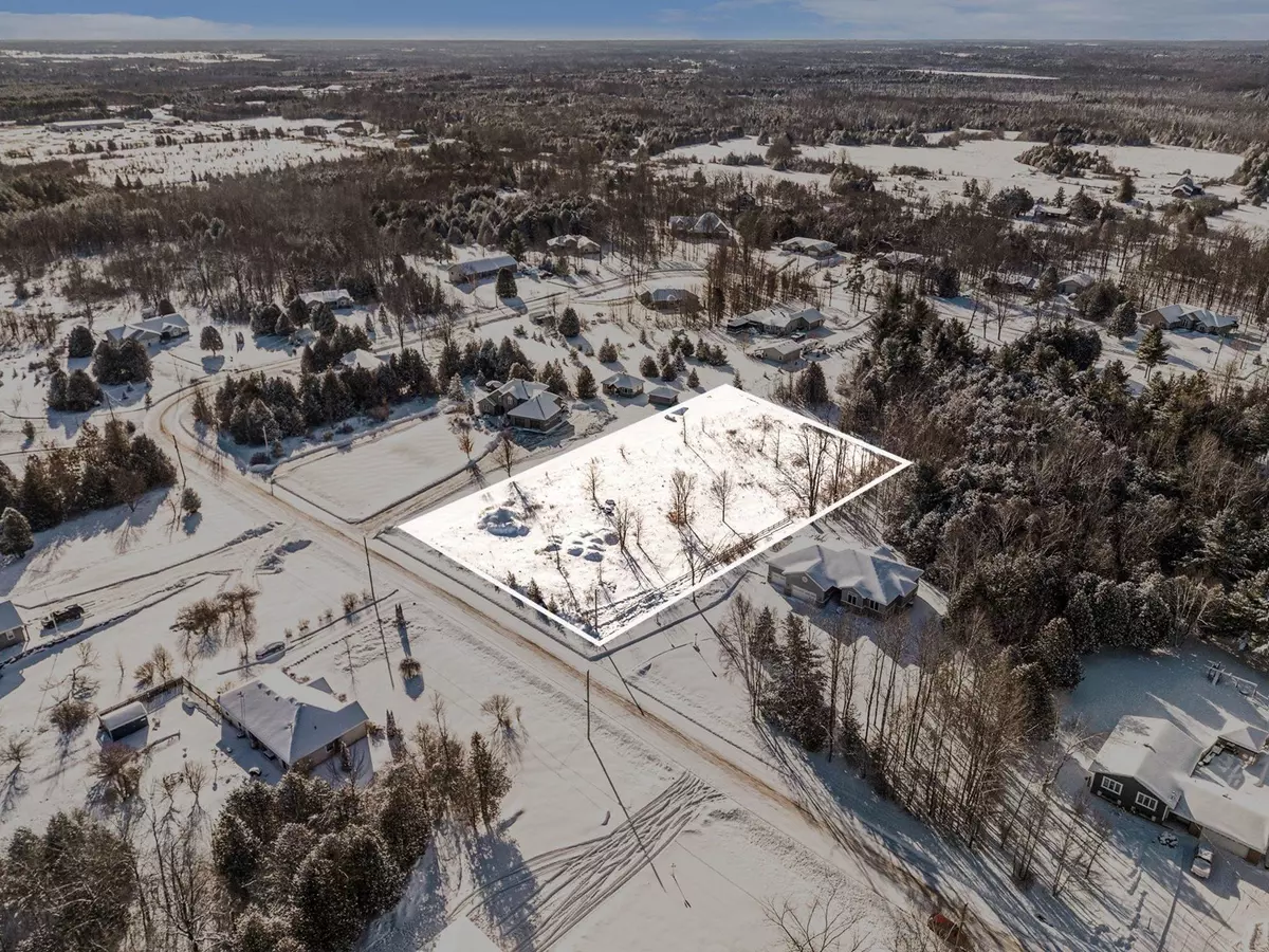 Rideau Lakes, ON K7A 0C8,32 Basswood CRES