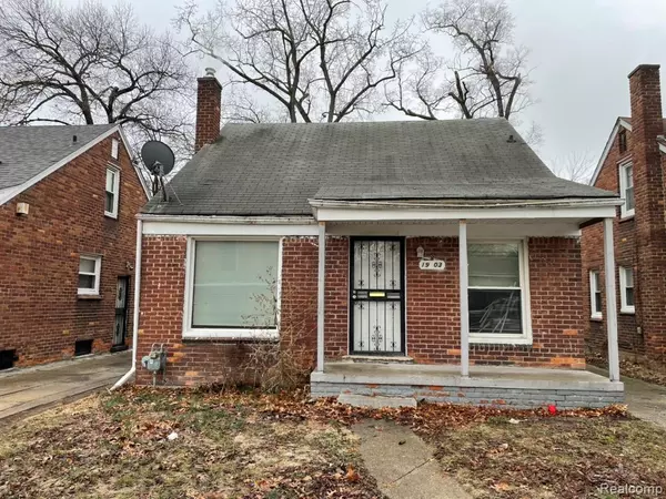 19803 Santa Rosa DR, Detroit, MI 48221