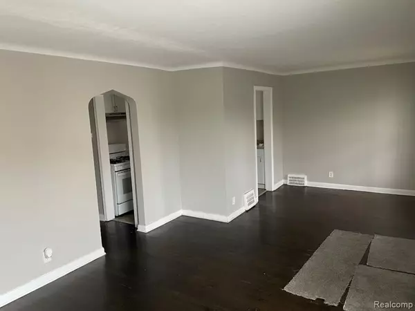 Detroit, MI 48221,19803 Santa Rosa DR