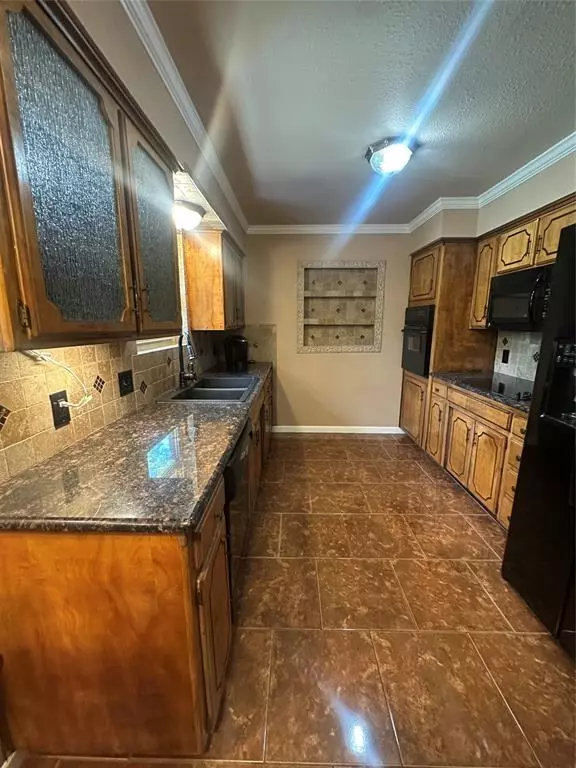 North Richland Hills, TX 76182,7700 Briarwood Drive