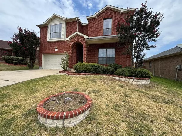 1114 Sunderland Court, Fort Worth, TX 76134
