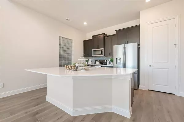 Plano, TX 75024,4518 Community Court