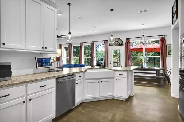 Troup, TX 75789,20491 State Highway 110