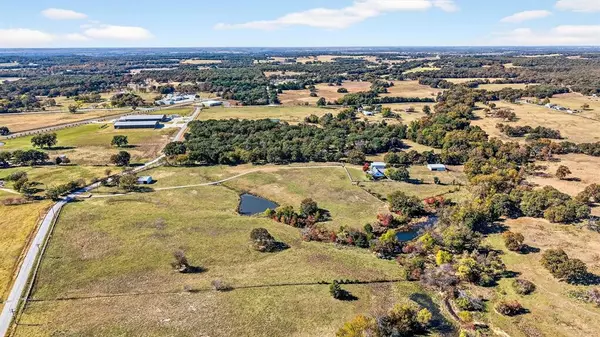 Gainesville, TX 76240,319 County Road 224