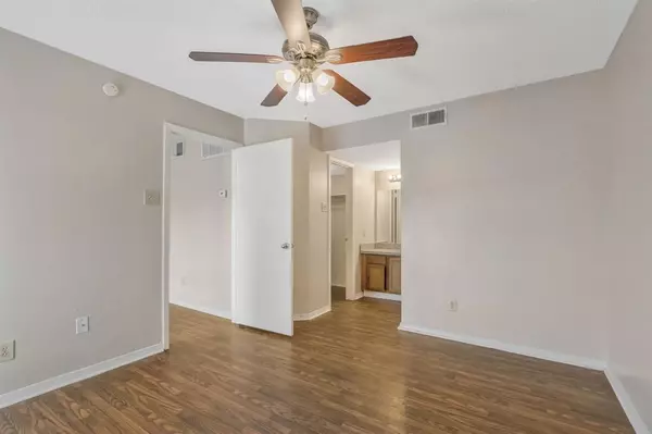 Dallas, TX 75252,18333 Roehampton Drive #1113