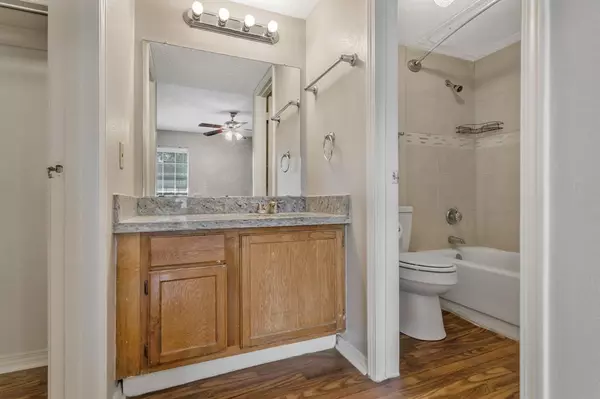 Dallas, TX 75252,18333 Roehampton Drive #1113