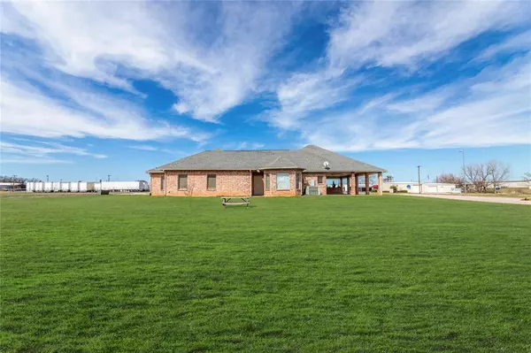 Bridgeport, TX 76426,401 Center Court Drive