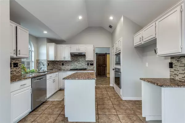 Trophy Club, TX 76262,25 Cimarron Drive