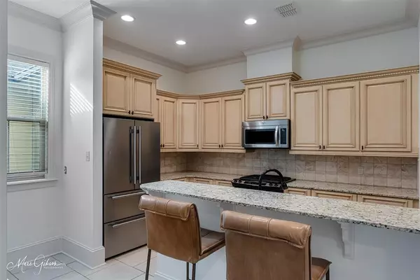 Shreveport, LA 71106,1929 Woodberry Avenue