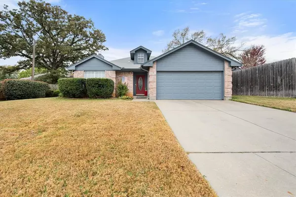 5724 Autumn Wheat Trail, Arlington, TX 76017