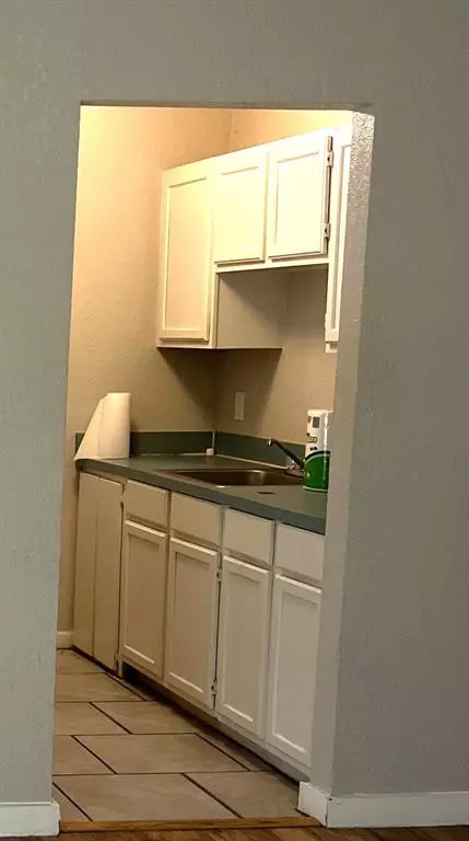 Denton, TX 76201,701 W Sycamore Street #103