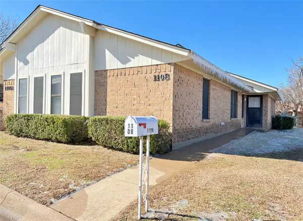 1108 Curtis Drive, Weatherford, TX 76086