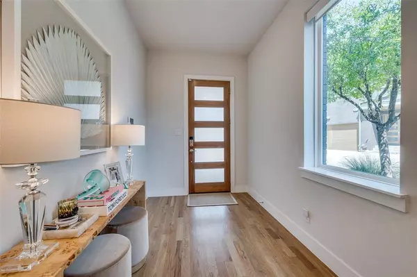 Dallas, TX 75220,9142 Prado Lane